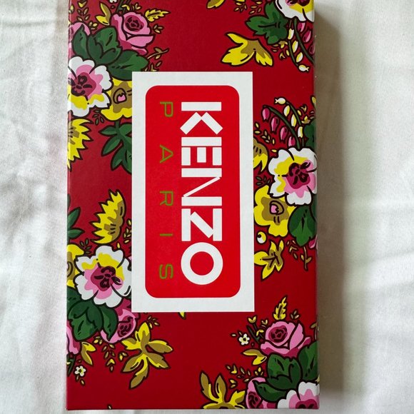NEW IN BOX KENZO iPhone 14 pro cases - never been used - Picture 4 of 4